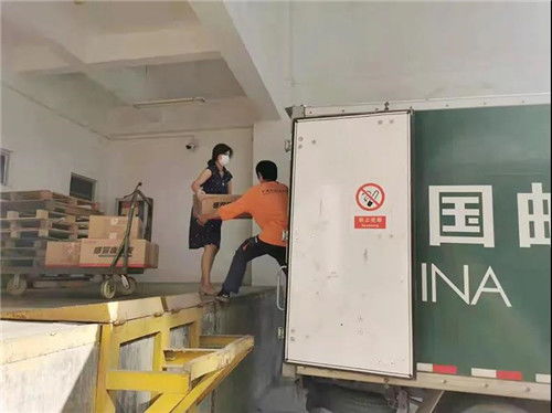 勇担当,共守护 金日再捐爱心物资助力抗疫